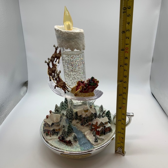 Bradford Exchange Thomas Kinkade Warm Glow of Christmas Candle Centerpiece Works - Picture 16 of 16